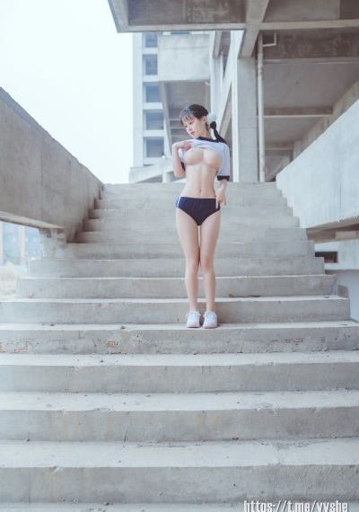 美丽姑娘高清版免费-啦啦高清电影免费在线